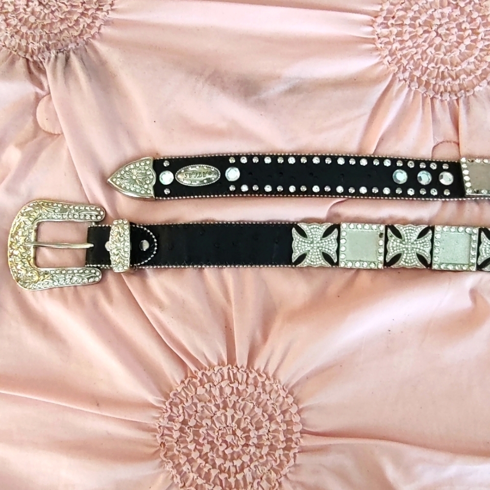 BLACK LEATHER SILVER and CRYSTAL EMBELLISHED BELT 36" - Picture 7 of 17